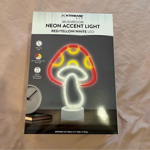 NIB MUSHROOM Neon Light